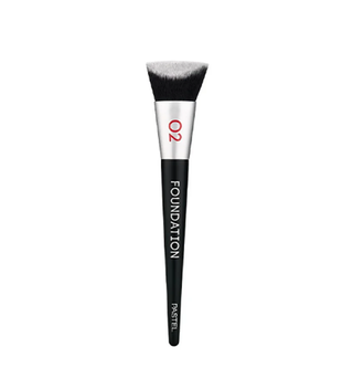 Pastel Profashion Foundation Brush 02 – pinceau fond de teint professionnel pour un fini naturel disponible en parapharmacie au Maroc