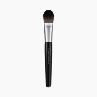 Studio17 Foundation Brush 823 1u – pinceau fond de teint professionnel pour une application lisse et naturelle