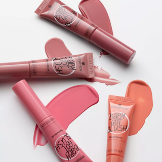 Essence -  BABY GOT BLUSH liquid blush 20