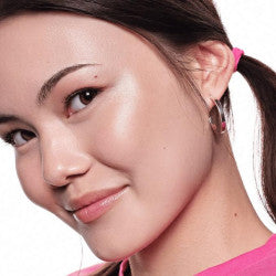 Essence -  soft TOUCH BOUNCY GLOW 20