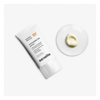Sensilis Photocorrection AR SPF 50+ 40ml – crème solaire anti-rougeurs pour peaux sensibles disponible en parapharmacie au Maroc