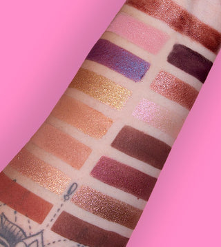 Technic Cosmetics 15 Pressed Pigment Palette Eyeshadow Persuasion